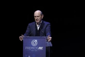 开云网站-西班牙足协主席：国王杯决赛将在4月18日或19日进行